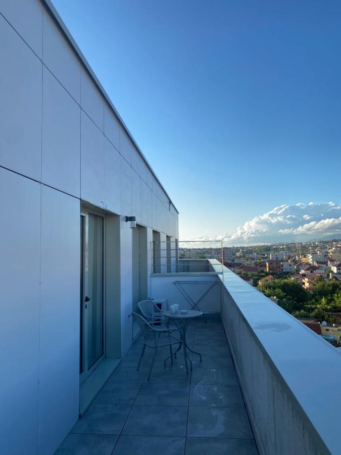 Luxury Rooftop 23 Bed & Breakfast Tiranë Ngoại thất bức ảnh