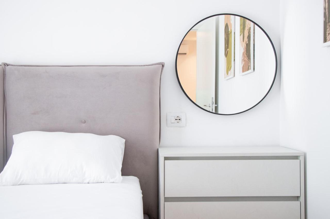 Luxury Rooftop 23 Bed & Breakfast Tiranë Ngoại thất bức ảnh